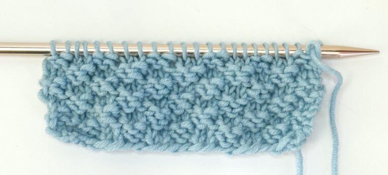 Points fantaisie en tricot : comment les réaliser (+ vidéo)